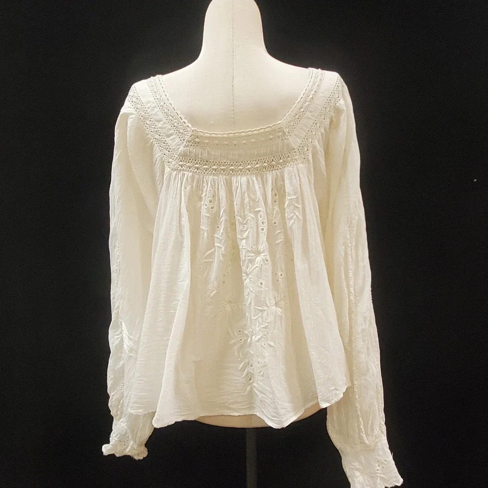 Free People Womens Peasant Crochet Eyelet Faraway Fields Top Size M Cream Boho